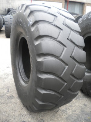 Industrial tire - 23.5-25 GP4B RECARVED
