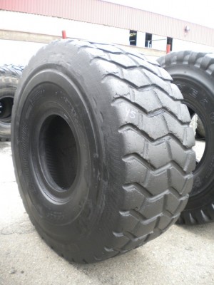 Industrial tire - Size 29.5-25 XADT RETREADED