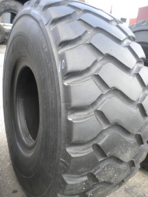 Industrial tire - Size 26.5-25 XHM RETREADED Y RECARVED