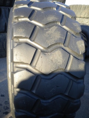 Industrial tire - 26.5-25 AL37 RECARVED
