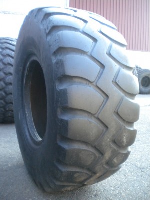 Industrial tire - 20.5-25 GP2B