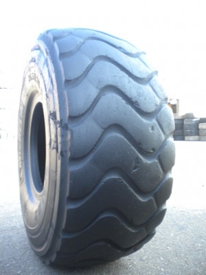 Industrial tire - Size 26.5-25 XHA2