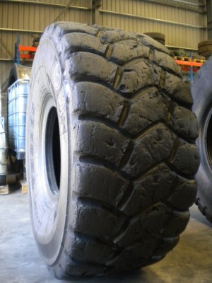 Industrial tire - 29.5-25 TB598S RECARVED