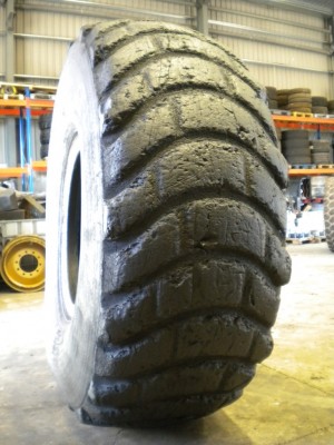 Industrial tire - 29.5-29 XRB