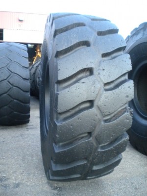 Industrial tire - Size 20.5-25 AL59