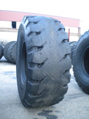 Industrial tire - Size 20.5-25 XMINE D2