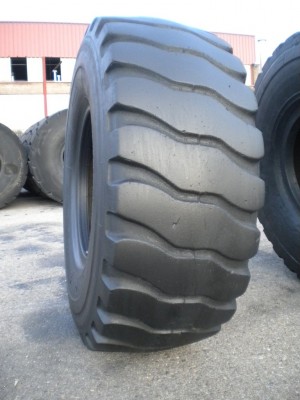 Industrial tire - Size 20.5-25 VSLT