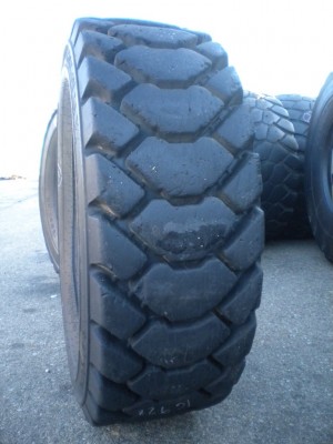 Industrial tire - Size 16.9-28 JUMBO HULK