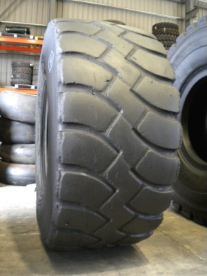 Industrial tire - Size 29.5-25 GP4D