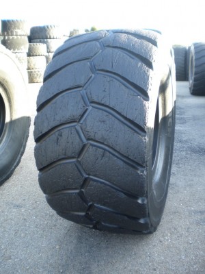 Industrial tire - Size 705/70-25 XLDT RECARVED