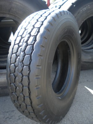 Industrial tire - Size 14.00-24 VHS