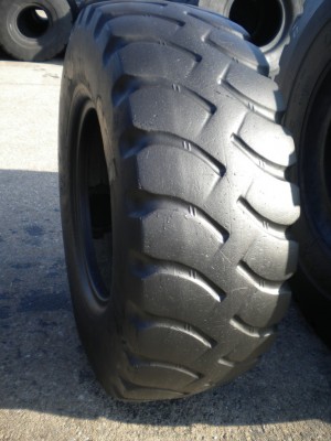 Industrial tire - Size 17.5-25 GP2B