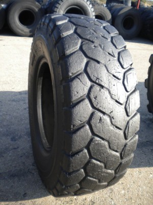 Industrial tire - Size 17.5-25 VJT