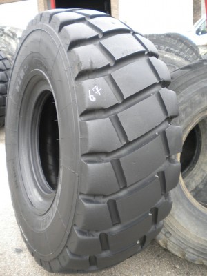 Industrial tire - Size 18.00-25 XZM2+