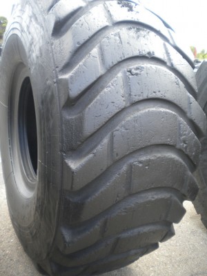 Industrial tire - Size 33.25-29 XRB
