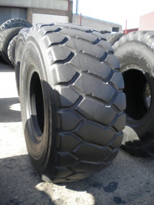 Industrial tire - 23.5-25 VMT