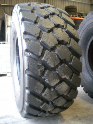 Industrial tire - Size 550/65-25 XLDN