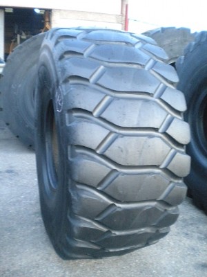 Pneu industriel - Mesure 26.5-25 VSLTS RETAILLADE