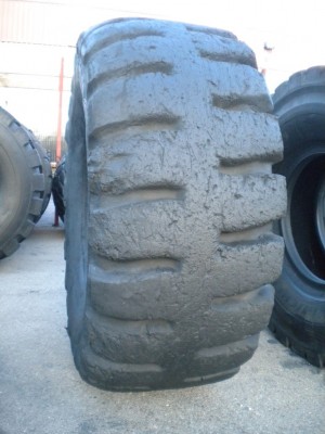 Industrial tire - Size 33.25-35 DLUG