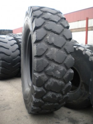 Industrial tire - Size 24.00-49 VSMTP