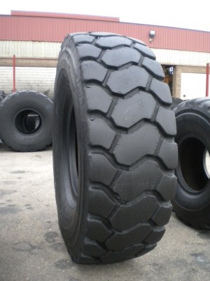 Industrial tire - Size 24.00-35 RT4A+