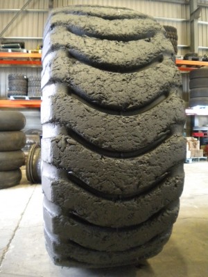 Industrial tire - Size 29.5-25 ML