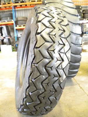 Industrial tire - Size 14.00-24 XVC