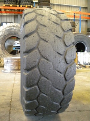 Industrial tire - Size 20.5-25 VJT