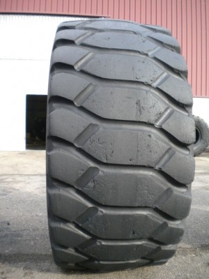 Pneu industriel - Mesure 26.5-25 VSLT RETAILLADE