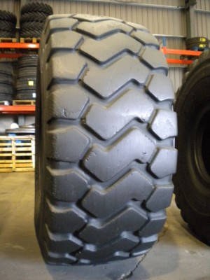 Neumático industrial - Medida 29.5-25 EMR09