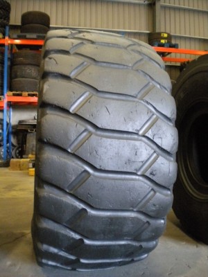 Neumático industrial - Medida 29.5-25 VSLTS RETALLADO