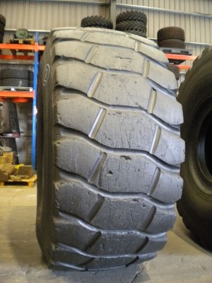 Neumático industrial - Medida 29.5-25 VSLT RETALLADO