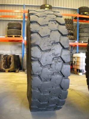 Neumático industrial - Medida 18.00-33 XTRA