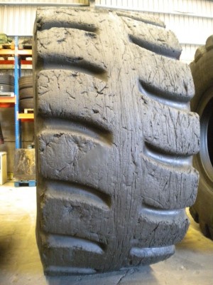 Neumático industrial - Medida 35/65-33 RL5K