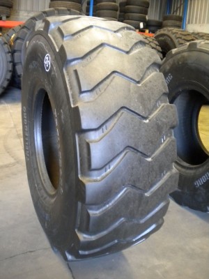 Pneu industriel - Mesure 20.5-25 EMR1030