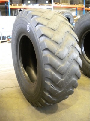 Industrial tire - Size 17.5-25 XTLA