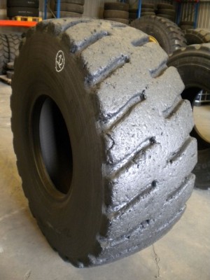 Industrial tire - Size 20.5-25 AL59