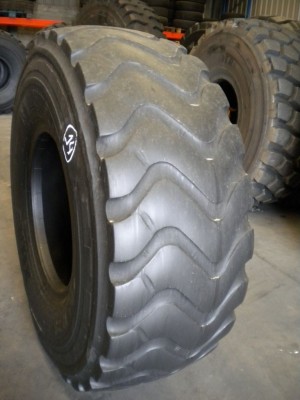 Industrial tire - Size 20.5-25 XHA2