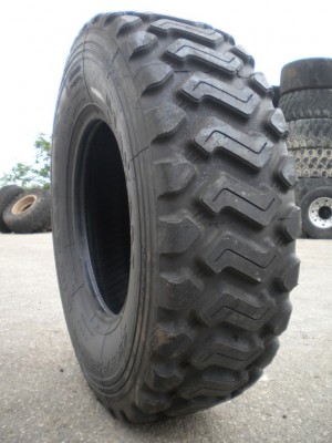 Industrial tire - Size 15.5-25 MAX-MS300 STOCK 4 UNITS 850,- EUROS/UNIT