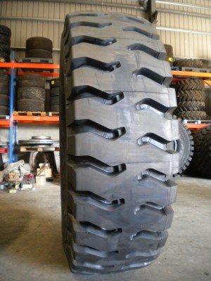 Industrial tire - Size 24.00-35 ITR-EMY09 STOCK 2 UNITS 3675,- EUROS/UNIT