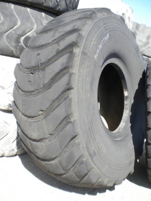 Industrial tire - Size 33.5-33 XRB