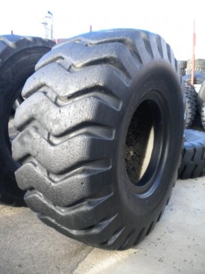 Industrial tire - Size 29.5-29 RLUG