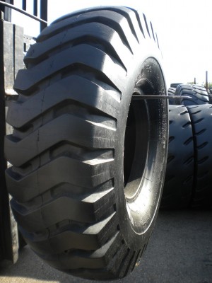 Industrial tire - Size 18.00-25 XLG